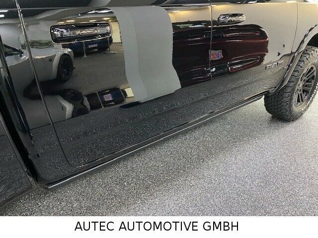 Fahrzeugabbildung Dodge LARAMIE SPORT NIGHT ED-OFF ROAD-TAILGATE-12