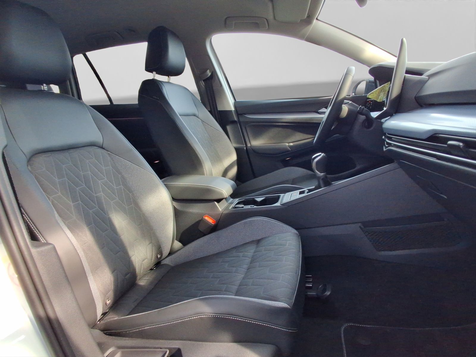 Volkswagen Golf Variant 2.0 TDI ENERGY LED NAVI ASSIST foto 4
