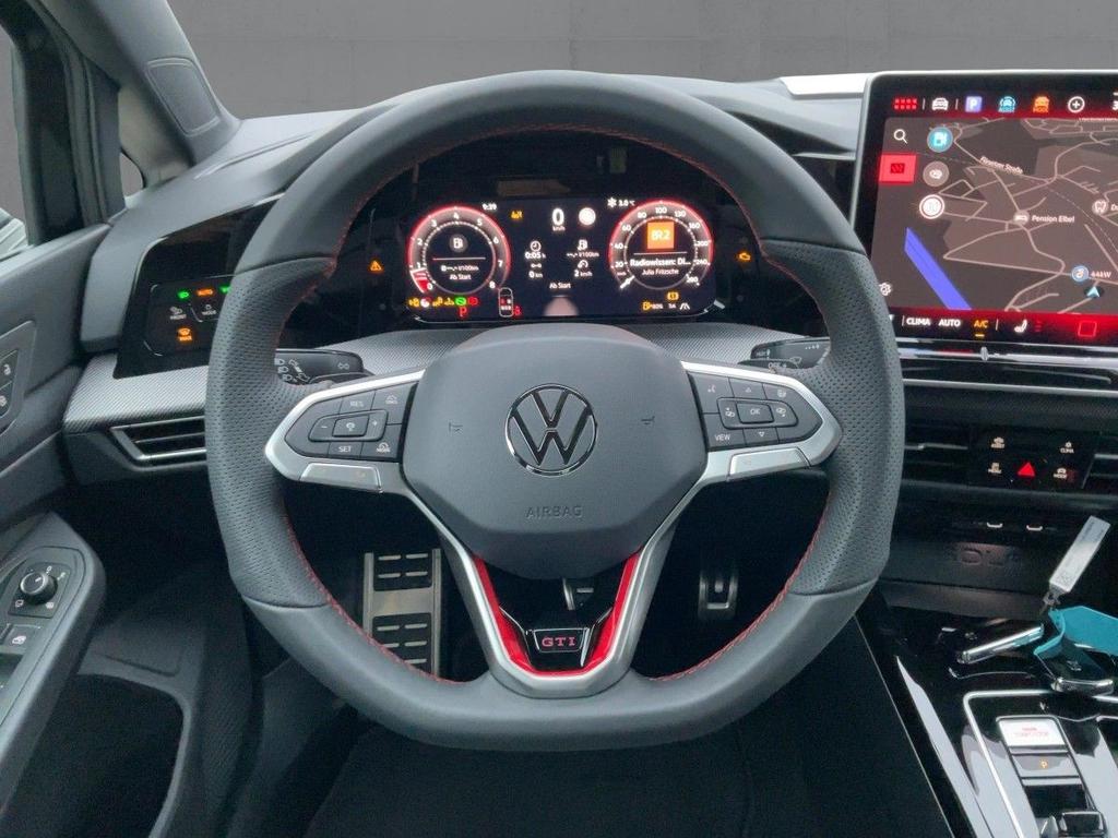 Volkswagen Golf 9
