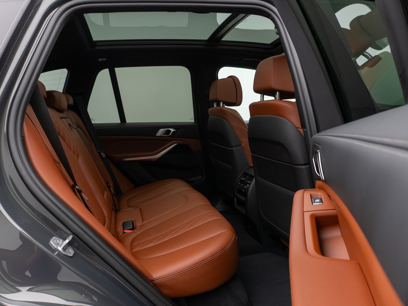 Fahrzeugabbildung BMW X5 xD30d M Sport Panorama Kamera Laser HUD HiFi