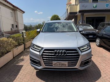 Audi Q7 - 2
