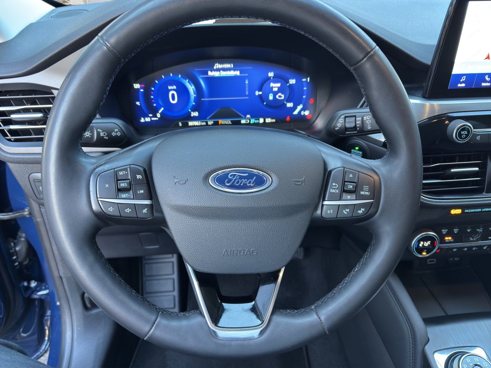 Fahrzeugabbildung Ford Kuga 2.5 PHEV Plug-In Hybrid Titanium