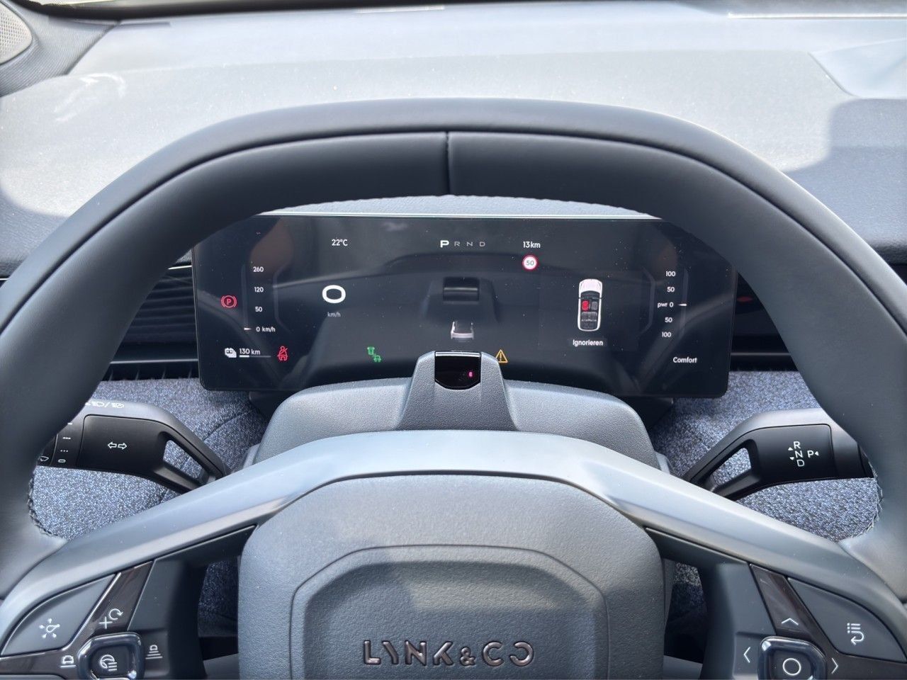 Lynk & Co 02