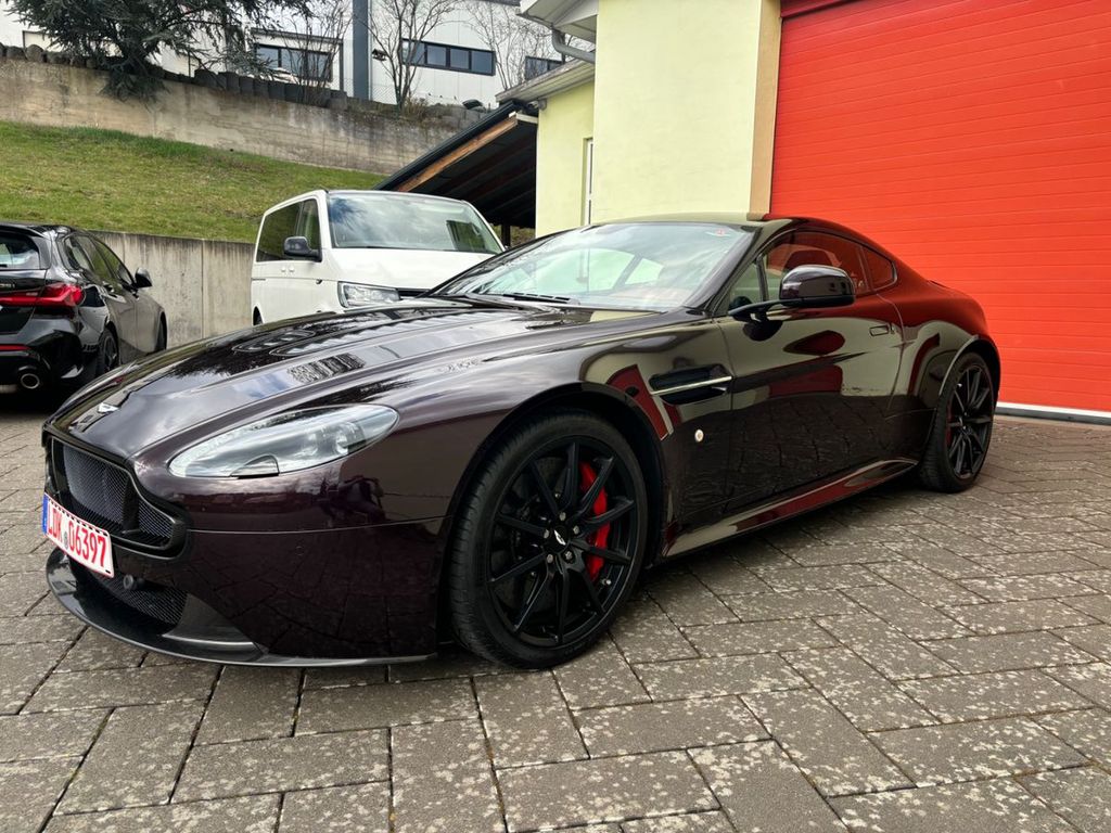 Angebot ansehen Aston Martin V12 Vantage