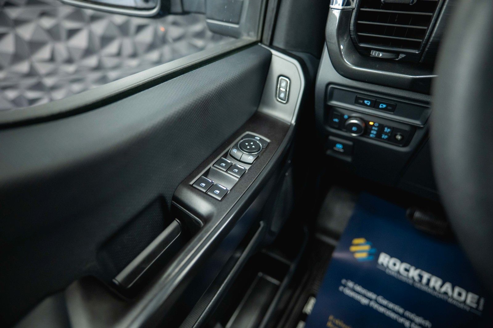 Fahrzeugabbildung Ford F150 5.0L V8 4x4 Offroad  SuperCrew RAPTOR 19%