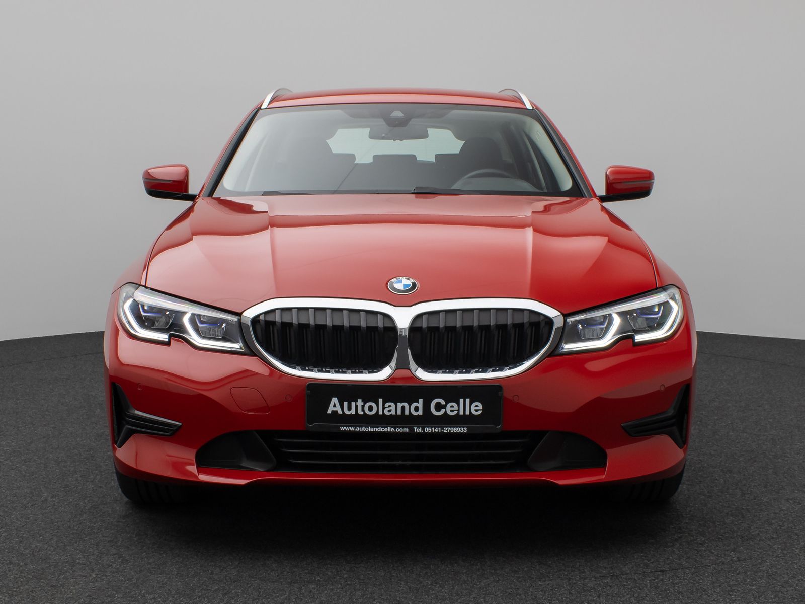 Fahrzeugabbildung BMW 320d  xD Laser DAB Fernlichtassist Komfort Alarm