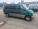 Nissan Serena SE - Nissan Gebrauchtwagen von 2000