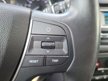 Hyundai i20 YES! 1.2 °Klima°SHZ°Allwetter°Lenkradheizung