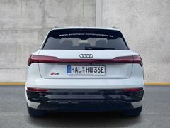 Fahrzeugabbildung Audi Q8 e-tron 55 qu S Line MATRIX LUFT B&O AHK 21"