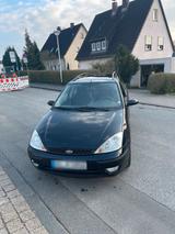 Ford Focus. MK1  2004.   140000km mit TÜV ... - Ford Focus aus 2004: Kombi