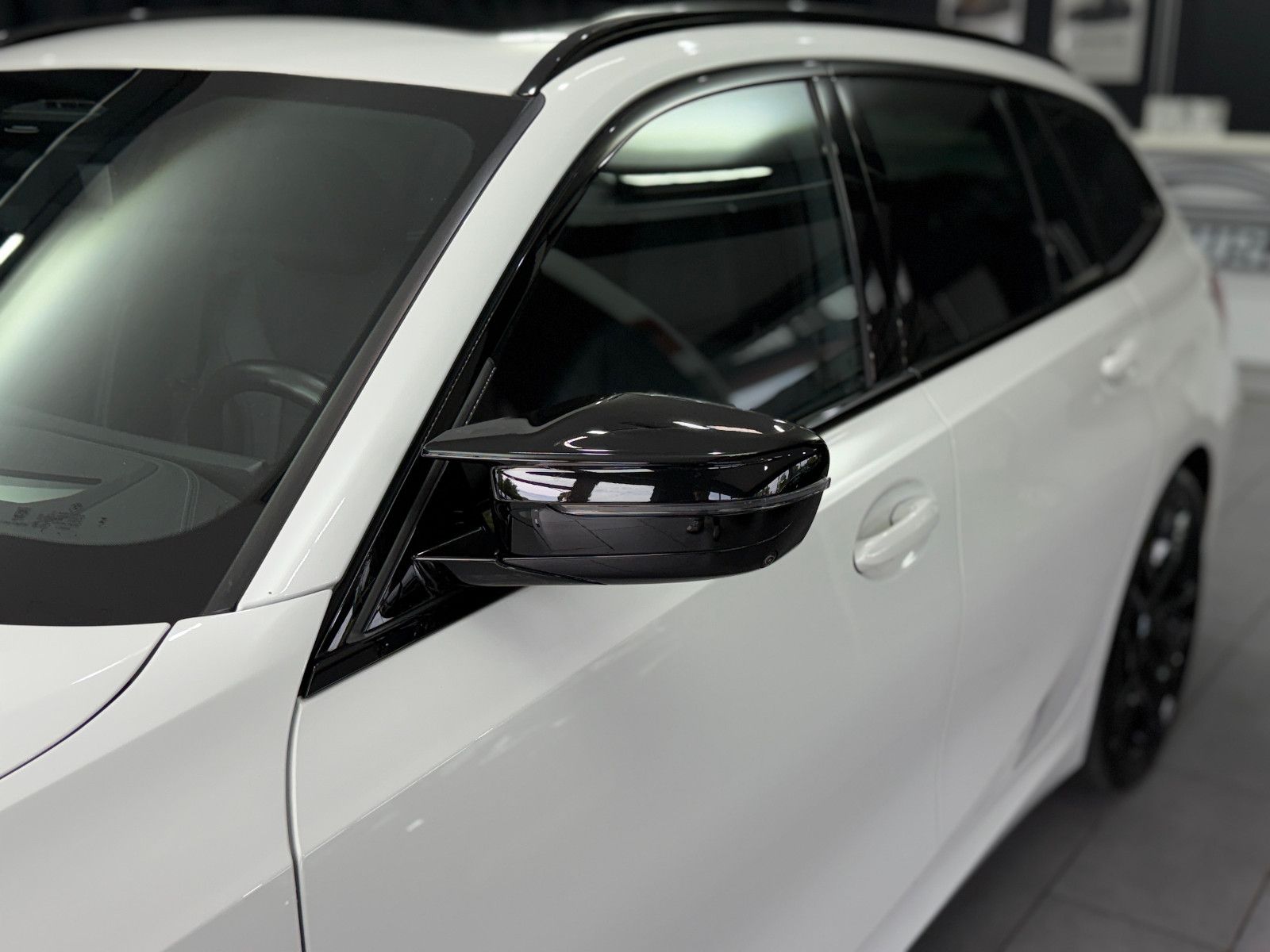 Fahrzeugabbildung BMW M340i xDrive Touring LCI |H/K|360°|PANO|HuD