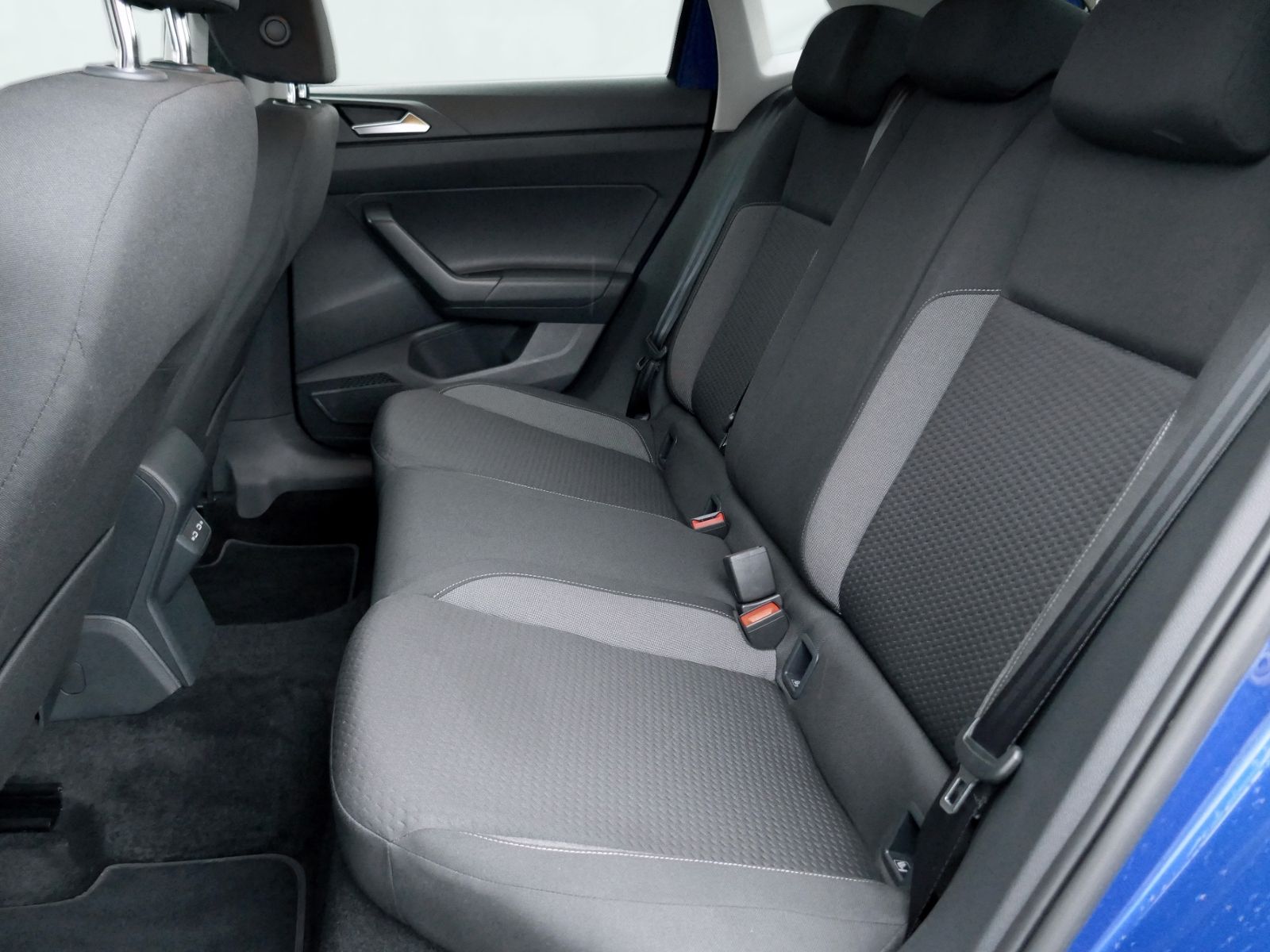 Fahrzeugabbildung Volkswagen Polo Life 1.0 MPI | LED RFK GRA Navi