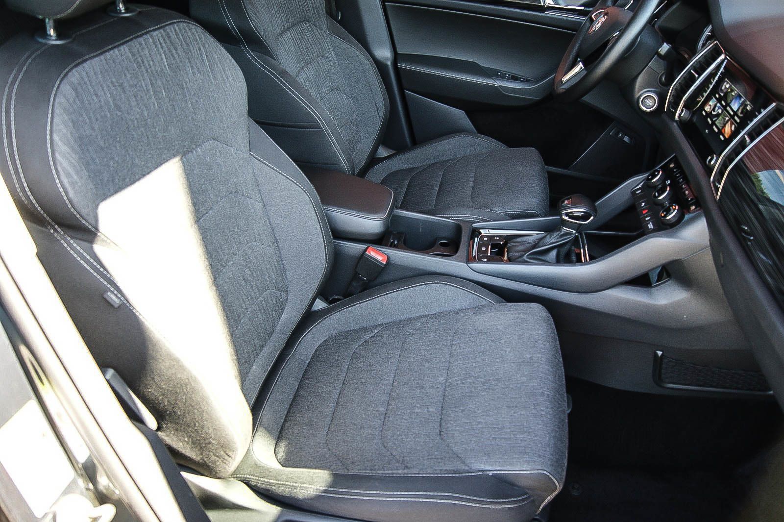 Fahrzeugabbildung SKODA Kodiaq 15TSI  STYLE 7-SITZER KAMERA NAVI LED ACC