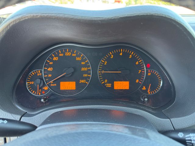 Toyota Avensis  2.4 Executive Liftback