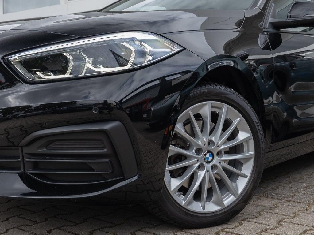 BMW 118i RFK NAVI LED Sound Syst. PDC V+H DAB Klima