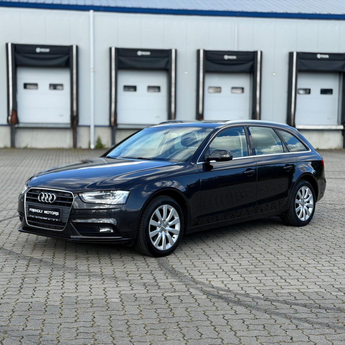 Audi 3.0 TDI/MMI Navi Plus/Xenon+/Pano/Leder