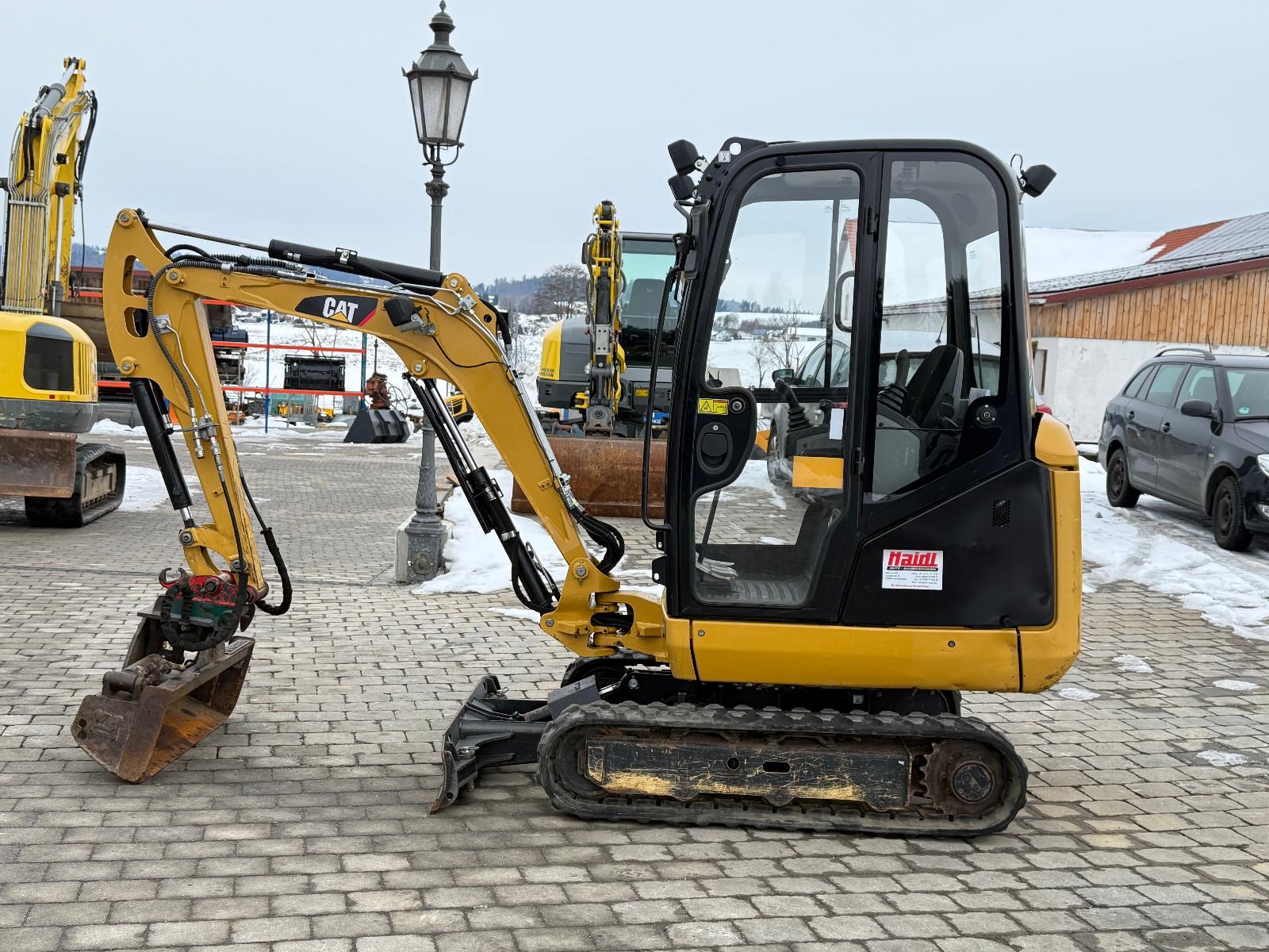 CAT 301.7D