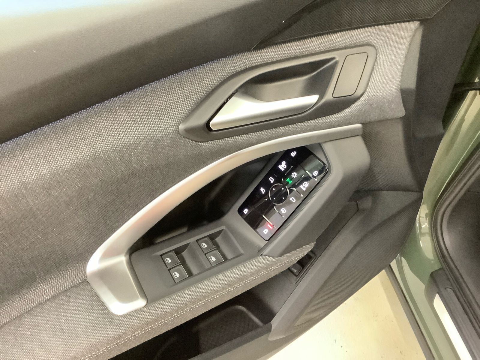 Q5 SUV TFSI 150 kW S tronic,AHZV,360° Kamera,Mat