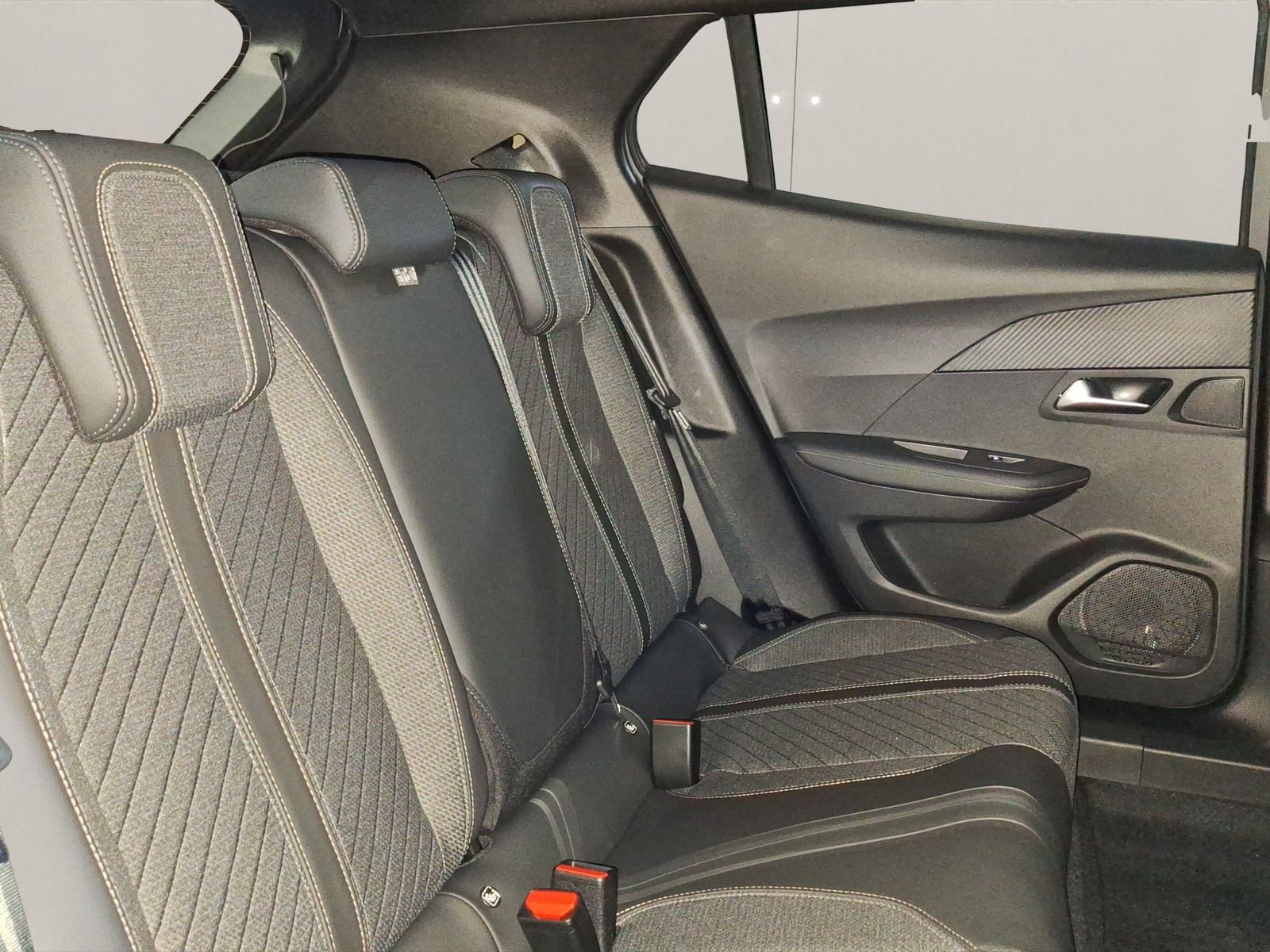 Peugeot 2008 - Bild 17