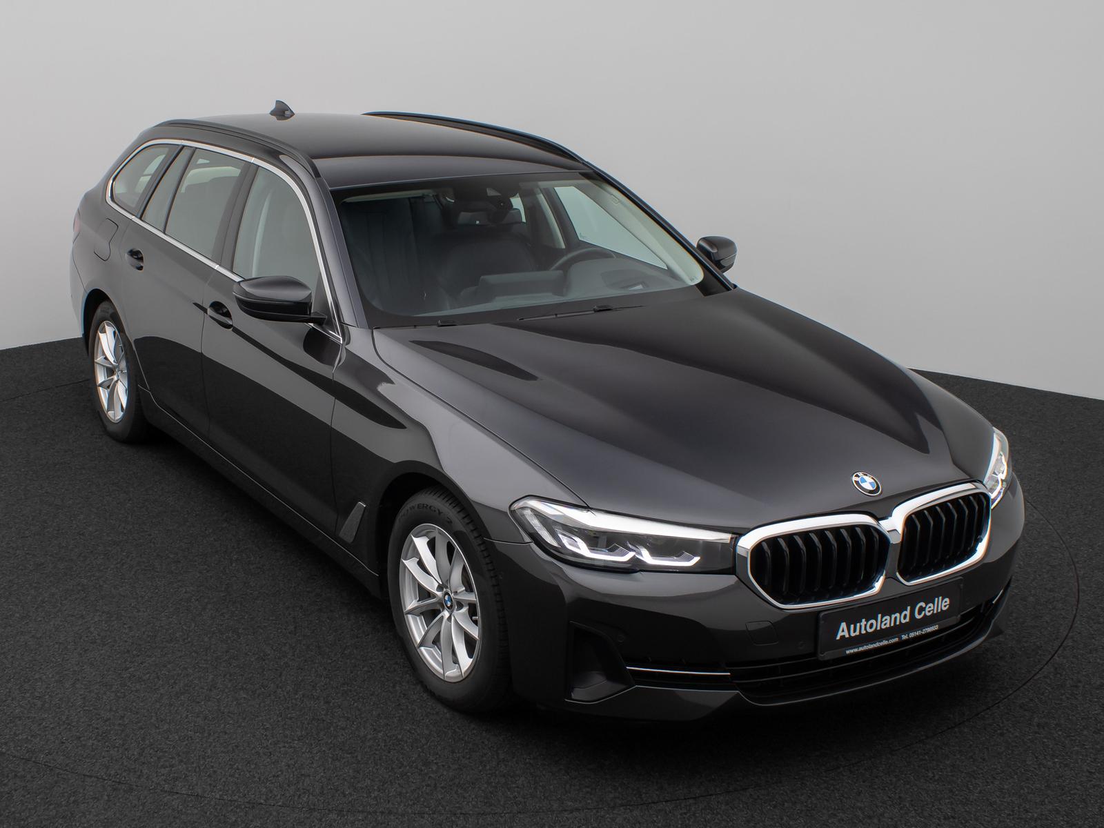 BMW 520 d xD Kamera HUD DAB HiFi Belüftung Leder Komf, миниатюра 3