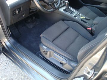 Volkswagen Passat Variant - 12