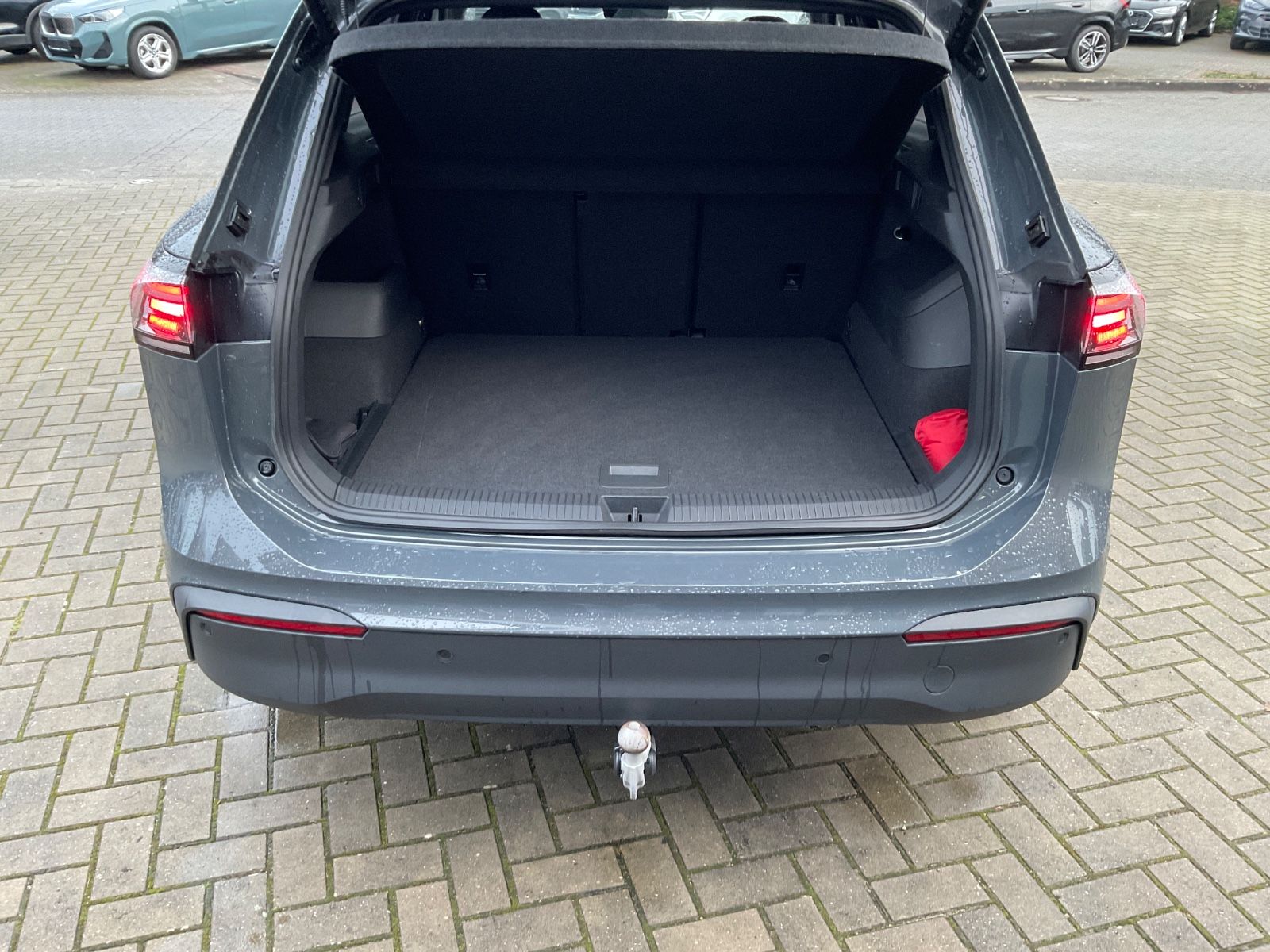 Fahrzeugabbildung Volkswagen Tiguan 1.5 eTSI DSG GOAL,AHK,IQLight,ACC,Kamera