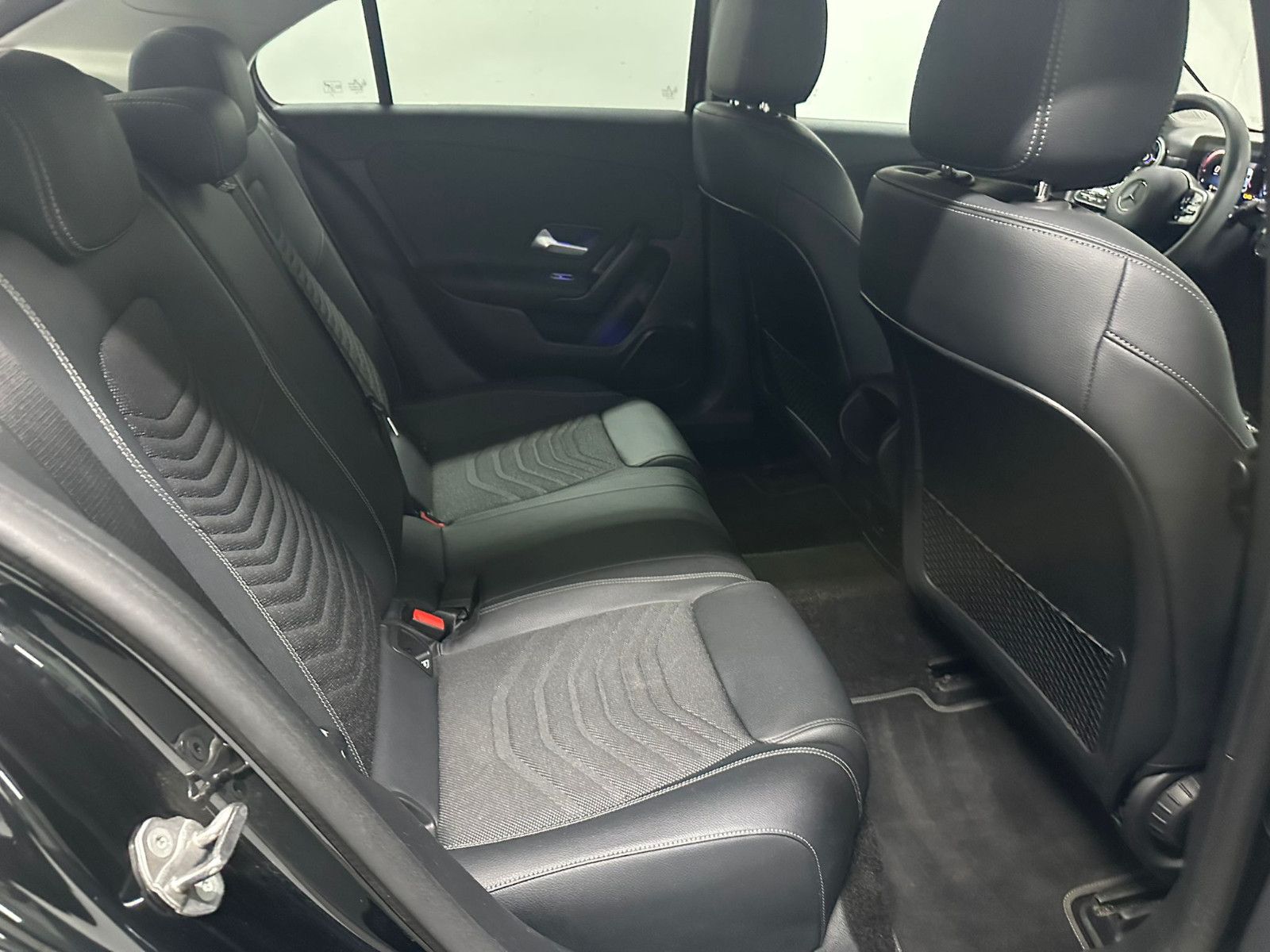 Fahrzeugabbildung Mercedes-Benz A 250 e DCT*STYLE*KAMERA*PDC*NAVI*AMBIL*LED