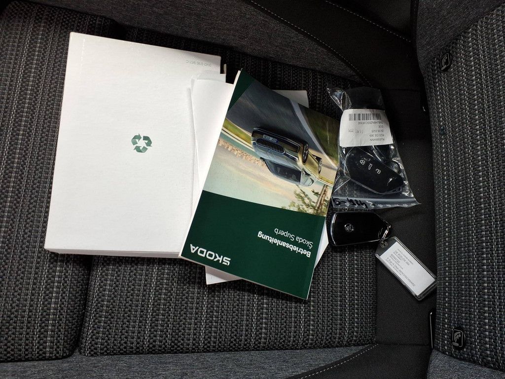 Skoda Superb - Bild 10