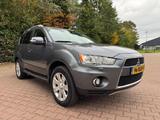 Mitsubishi Outlander 2.4 INTENSE+ 4WD/LPG-G3/THAAK/ODAK/LEE - Mitsubishi Outlander Intense mit Benzin-Antrieb