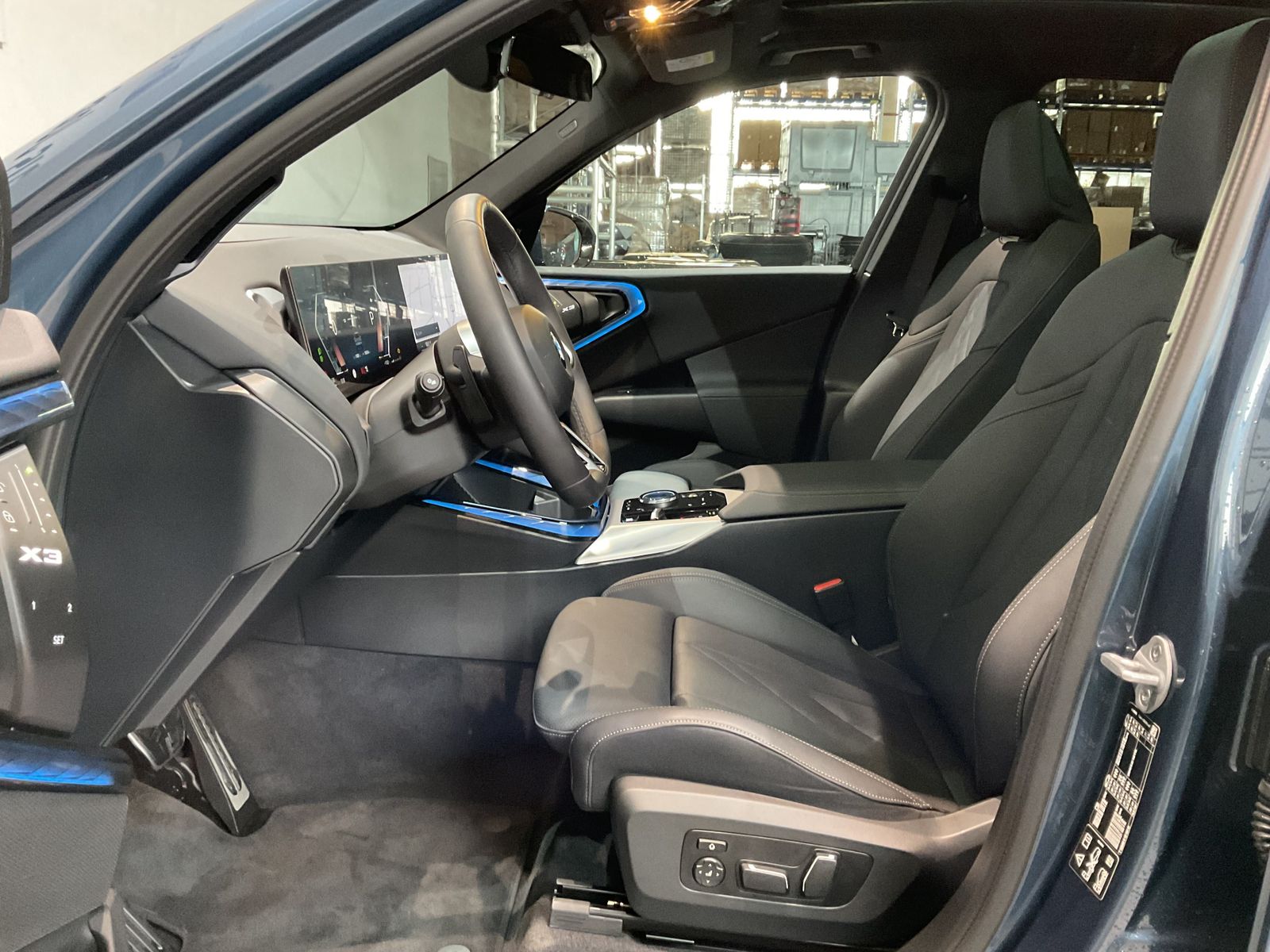 Fahrzeugeinzelansicht 11 Fahrzeugabbildung BMW X3 20 xDrive Harman Kardon, Standheizung, Panora