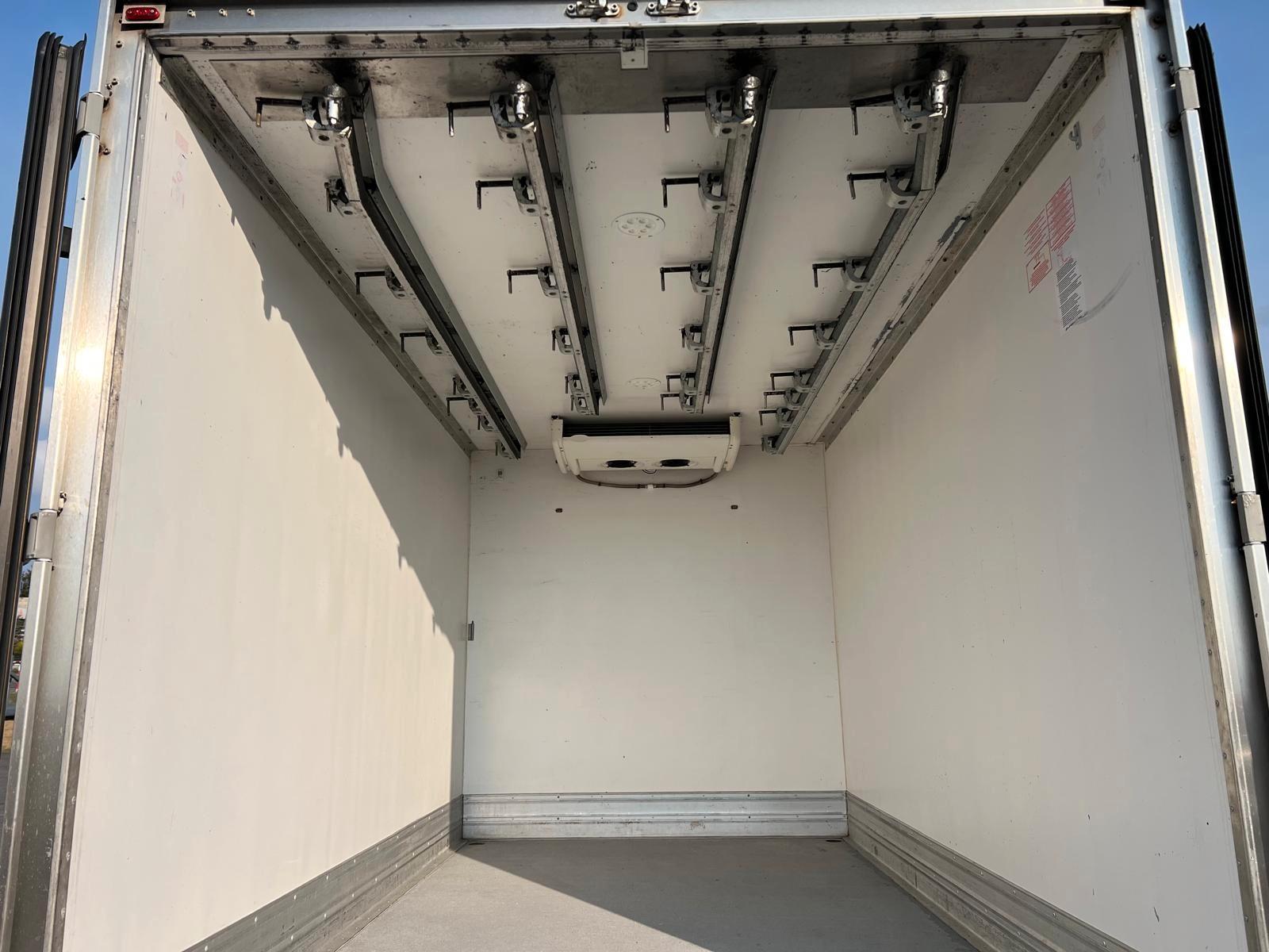 Mercedes-Benz ATEGO 816 KÜHLKOFFER ROHRBAHNEN 1.HAND AUS (DE)