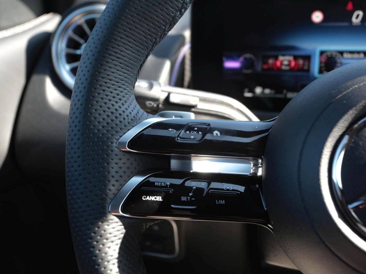 Mercedes-Benz GLB 200 d AMG Night MBUXNavi Easy-Pack AHK 360° foto 21