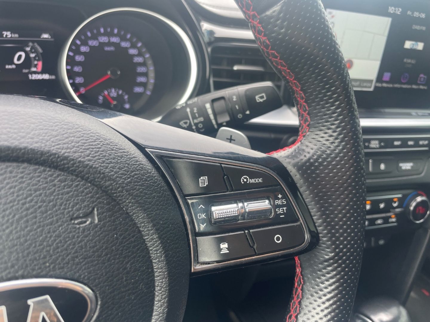 Fahrzeugabbildung Kia ProCeed GT heizb WSS totWinkAss LED Kamera
