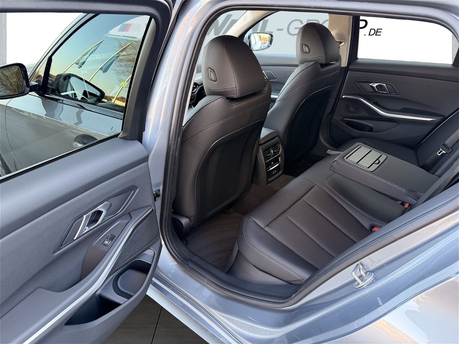 BMW 318 - Bild 10