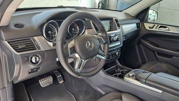 Mercedes ML 250 - 12