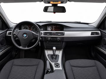 BMW 318 - 8