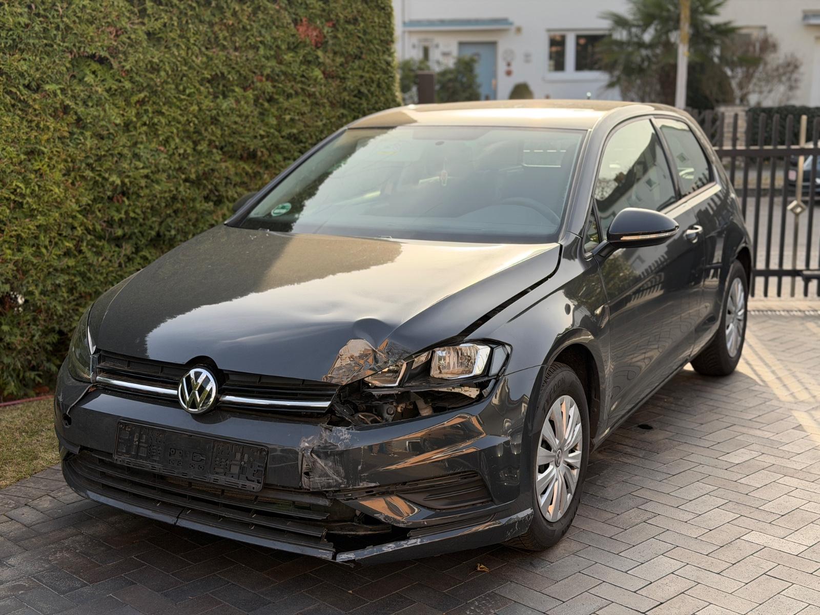 Volkswagen Golf VII 1.0 TSI 3-Türer Klima Allwetter sofort