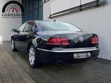 Volkswagen Phaeton V8 5-Sitzer 4Motion*S-Heft*Bi-XENON*NAVI - : Schwarz, Luftfederung