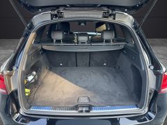 MERCEDES-BENZ GLC 220 d 4Matic AMG Line 9G TRONIC Standheizung