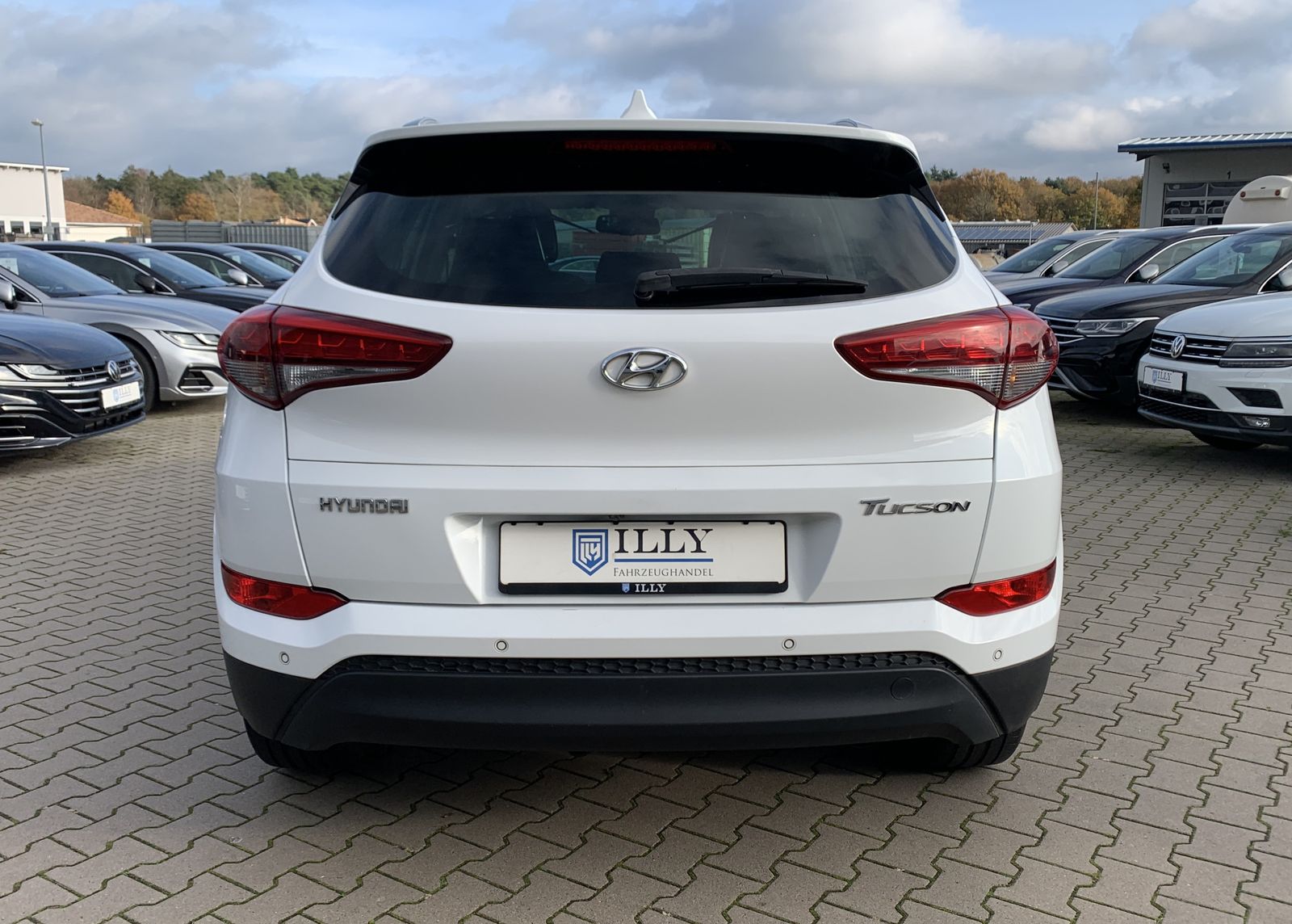 Fahrzeugabbildung Hyundai Tucson 1.7 CRDI*Style*AHK*Kam*Spur*Temp*Navi*