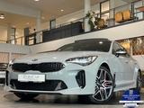 Kia Stinger 3.3 T-GDI AWD GT ACC HUD H&K Sportabgas. - graue Kia Stinger