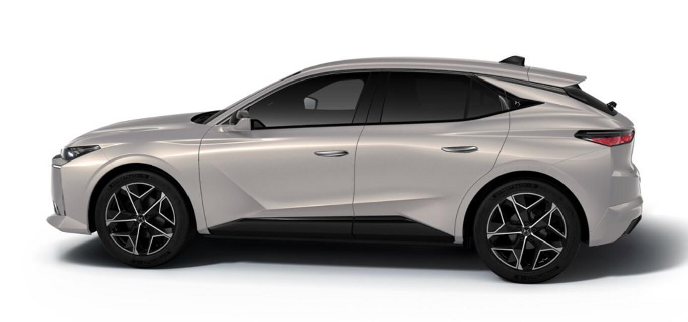 DS Automobiles Nº4 Étoile Alcantara N°4 Hybri