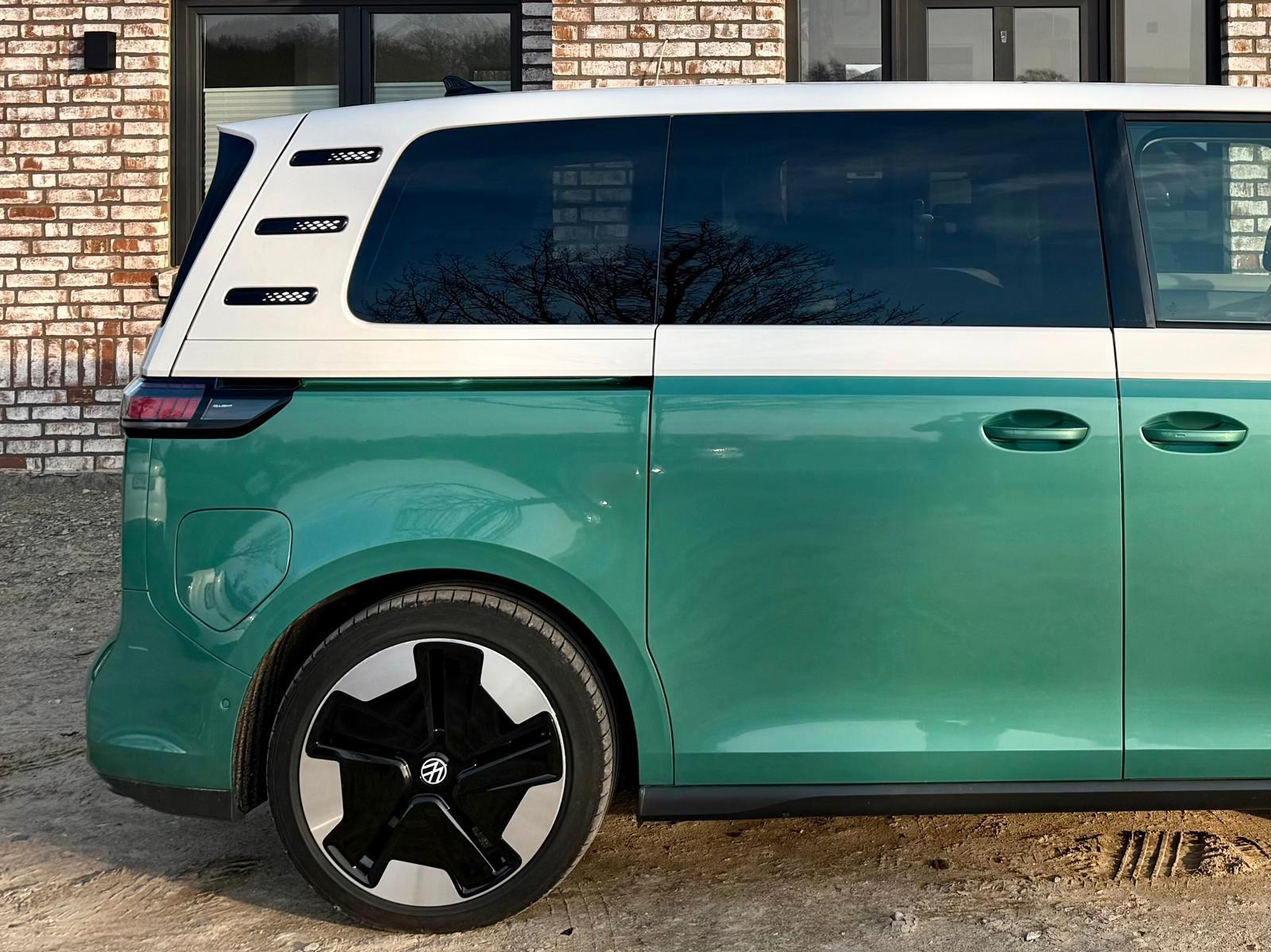 Volkswagen ID.Buzz Bus Pro / IQlight / AHK / 2 el. Schiebtü
