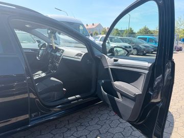 Volkswagen Golf - 8