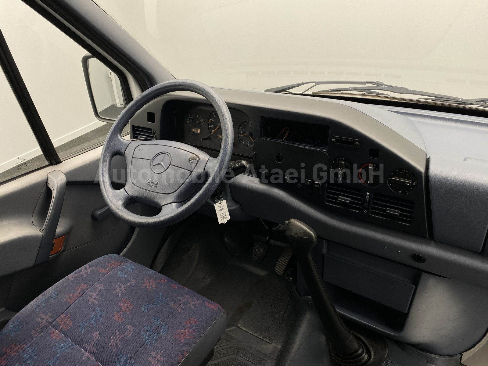 Fahrzeugabbildung Mercedes-Benz Sprinter 312D Automatik *Behörde/Camper* 8285