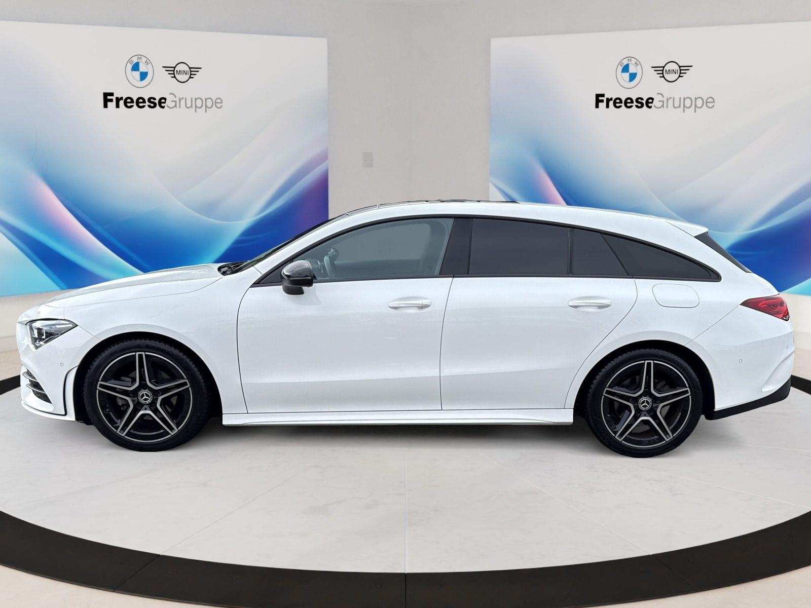 Mercedes-Benz CLA 180 AMG Line AHK LED RFK Schiebedach