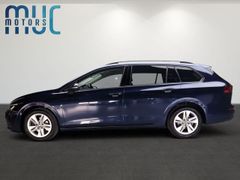 VW Golf Variant eTSI Life AHK LED ACC Volldig.