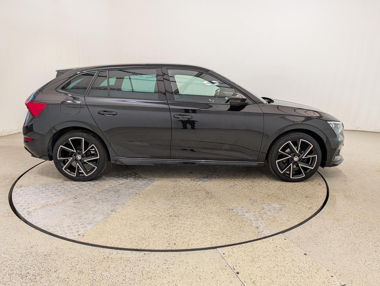 Skoda Scala 1.5 TSI Monte Carlo LED|Navi|Pano|ACC|Wint