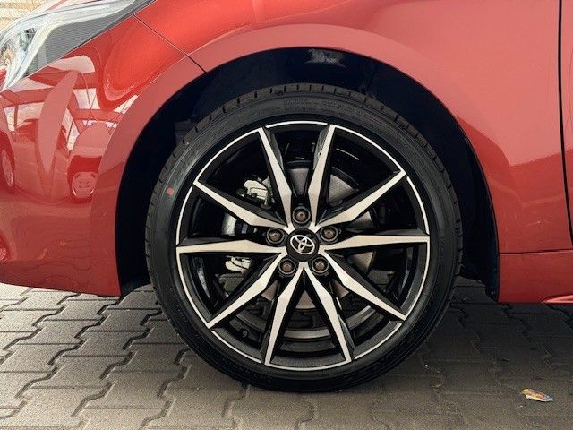 Fahrzeugabbildung Toyota Corolla Touring Sports 2.0l Hybrid 178PS GR!