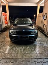 BMW E87 118I (2011) Facelift - BMW 118: E87